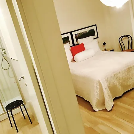 Bed & Breakfast Chartaria Ii *